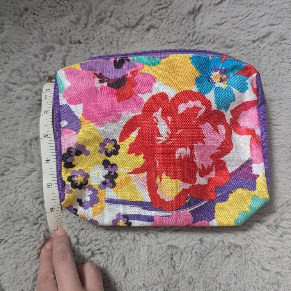 Clinique vibrant floral